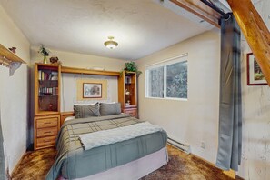 2 bedrooms, Internet, bed sheets