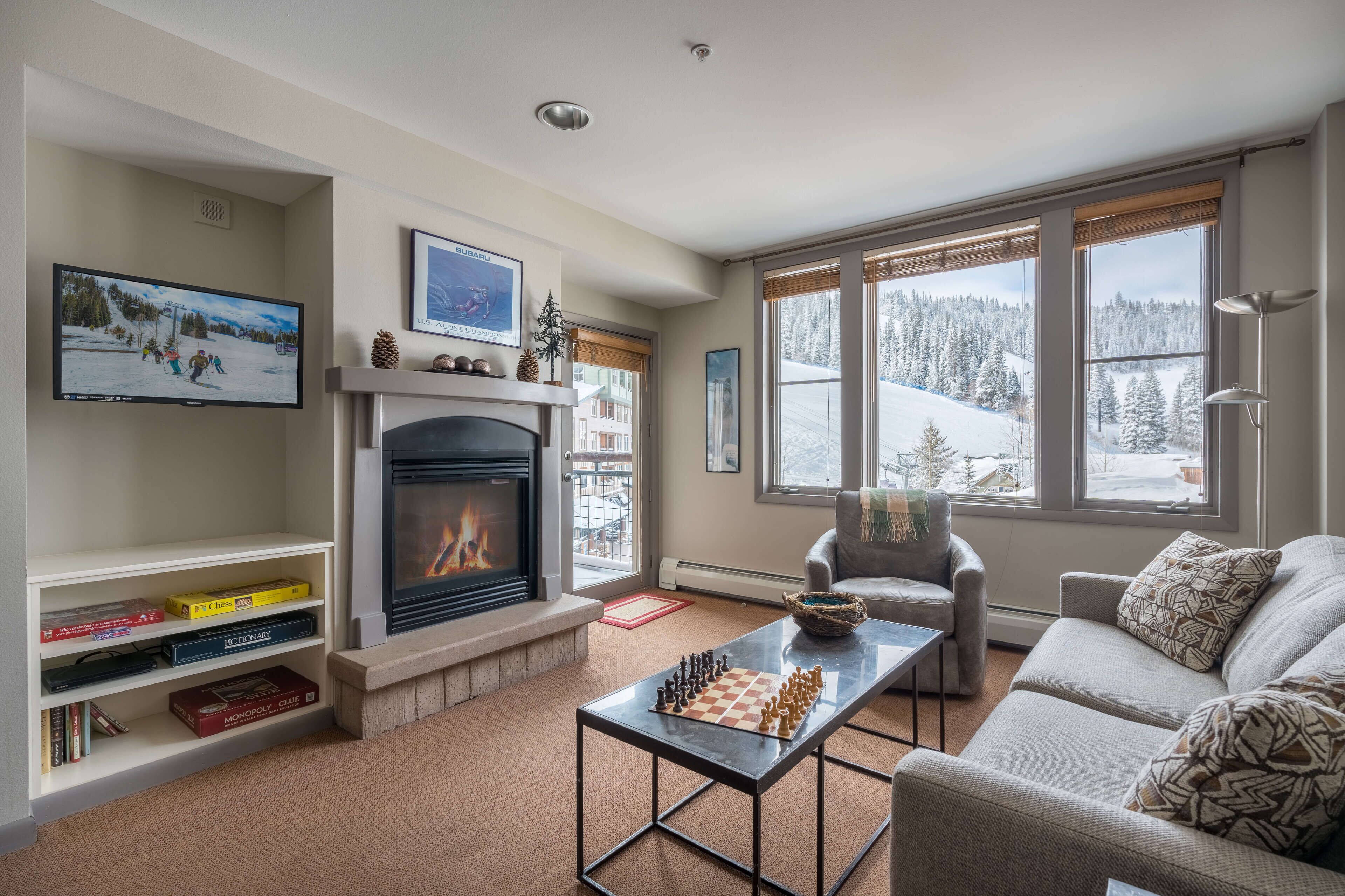 Zephyr Mountain Lodge 2315 | Ski In Ski Out | Walk To Base Area
