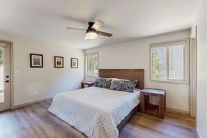 4 chambres, fer et planche à repasser, accès Internet, draps fournis