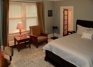 1 bedroom, desk, iron/ironing board, free WiFi