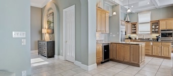 Dazzling Beach House with Private pool! Steps to Private Beach, Tennis Courts