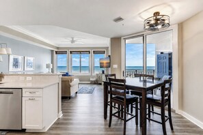 Smart TV, DVD player - 3304 SeaCrest-Direct Oceanfront Renovated Villa (Hilton Head Island)