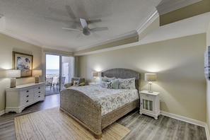 2 slaapkamers, een strijkplank/strijkijzer, gratis wifi, beddengoed