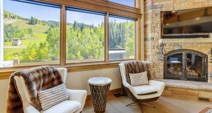 Mountain Elegance, Location, Luxury -Ski-In-Ski-Out -Village Core - 5 Suites!