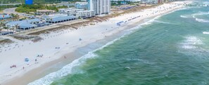 On the beach - Summerchase 405 by Liquid Life (Orange Beach)