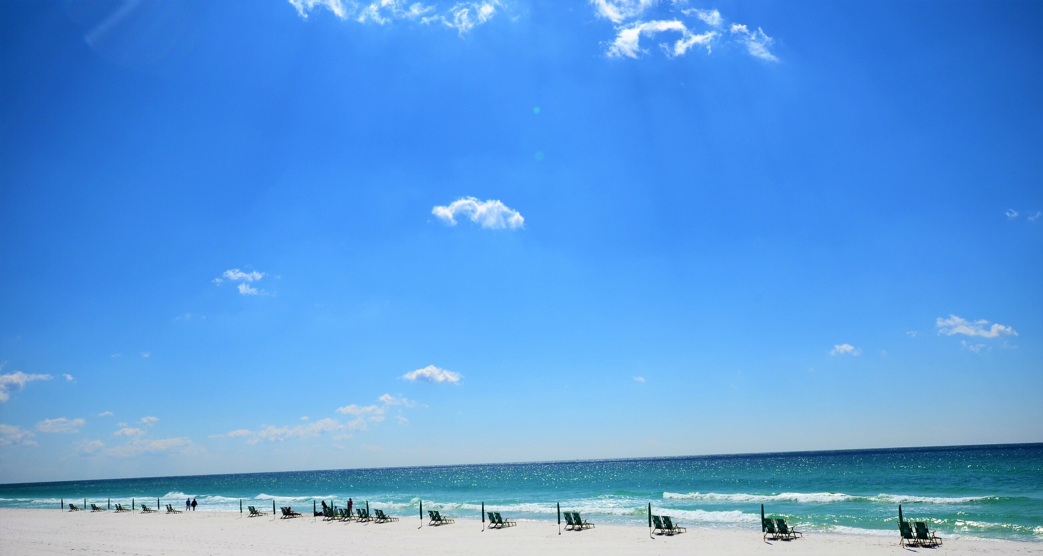 Destin West 303 Gulfside ~ Beautiful! Closest to Beach~ FREE Beach Service~