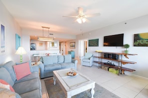 Sterling Shores 414 - Living Area