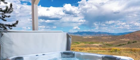 Bañera de hidromasaje exterior