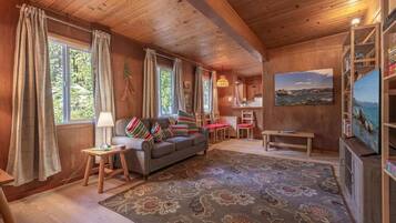 Smart TV, DVD player, books