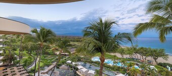 Elegant Wai'ula'ula Villa - Designer Furnishings and Double Lanai!