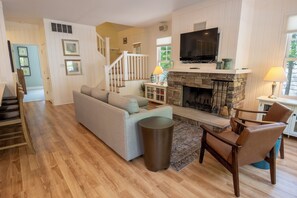 Téléviseur, foyer, Netflix, lecteur de DVD