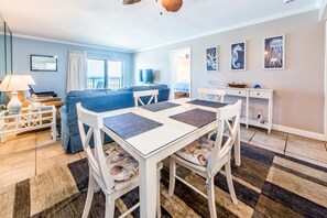 Interior - ☀️Gulf FRONT- Beachside Pool- Tennis Court- 2BR Moonspinner 211B☀️ (Panama City Beach)