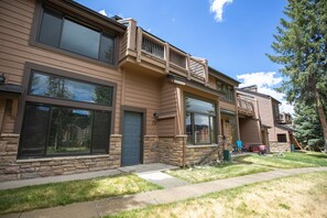 Exterior - Cedars Slopeside Townhome: Ski-In, Ski-Out (Breckenridge)