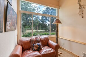 TV, fireplace - Cedars Slopeside Townhome: Ski-In, Ski-Out (Breckenridge)