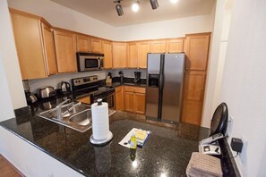 Fridge, microwave, oven, stovetop - Modern 3BR Kierland Condo with Pool, Balcony & Prime Scottsdale Location (Scottsdale)