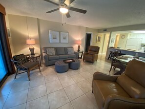 DVD player - 401 Sunswept 3/ 3 Breathtaking Views and Great Rates! (Orange Beach)