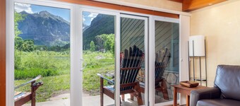 Buena Vista--Best Luxury View Condo in Telluride-Sleeps 6