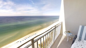 Property grounds - Gulf Front Condo Free Beach Chairs Free round of Golf & Activities Every Day! (Panama City Beach)