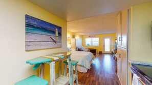 1 bedroom, free WiFi, bed sheets