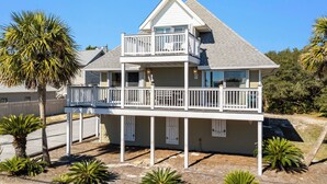 Exterior - Holzworth House + Gulf Views, Large Decks & Bikes (Santa Rosa Beach)