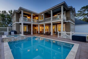 Beheizter Pool