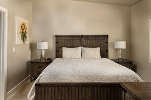 3 bedrooms, iron/ironing board, travel cot, WiFi