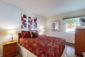 2 bedrooms, Internet, bed sheets