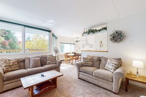 TV, fireplace, DVD player, table football