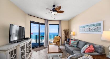 Phoenix VI 1206 | Covered Parking | Indoor & Outdoor Pools | My Beach Getaways