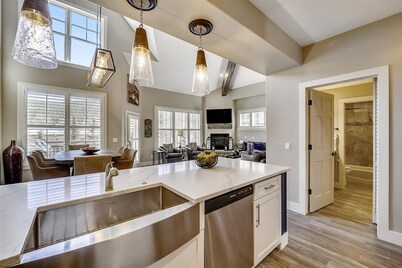 Experience mountain living in style at Corral 306E, a spacious, remodeled condo in Breckenridge