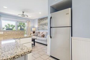 Interior - Breakers 110 - 1st Floor Ocean Front Condo (Hilton Head Island)