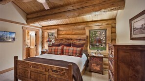9 bedrooms, desk, iron/ironing board, free WiFi