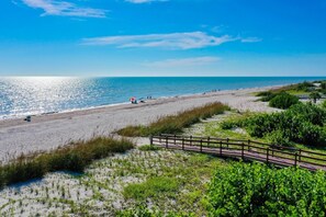 Accommodatie ligt op het strand