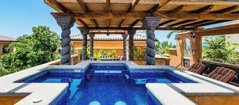 Villa Buho✰Rooftop Jacuzzi & Private Pool ✰Across from Beach