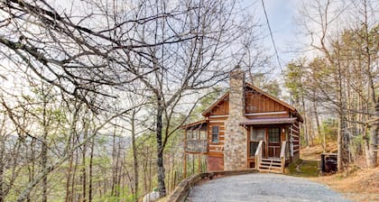 Mountain View Cabin in the Woods with Deck, Hot Tub, & Free Attraction Tickets