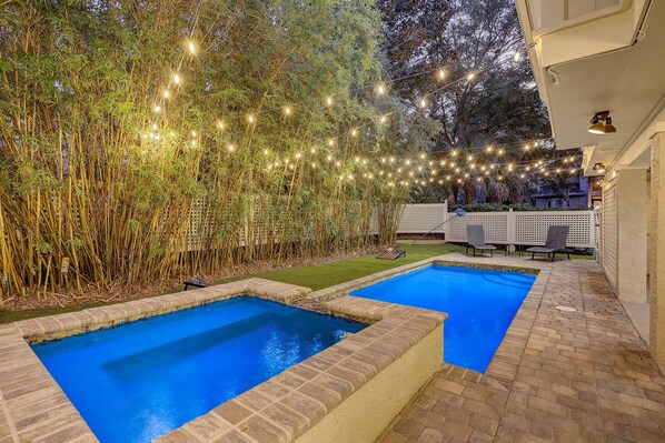 Beheizter Pool