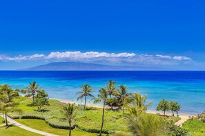 Vista para praia/oceano