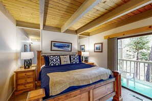 3 habitaciones, acceso a internet y ropa de cama