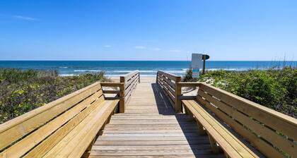 OCEANSIDE: 600 metrin päässä rannasta! Lemmikkiystävällinen! Poreamme! 400 jalkaa yhteisön uima-altaalle!