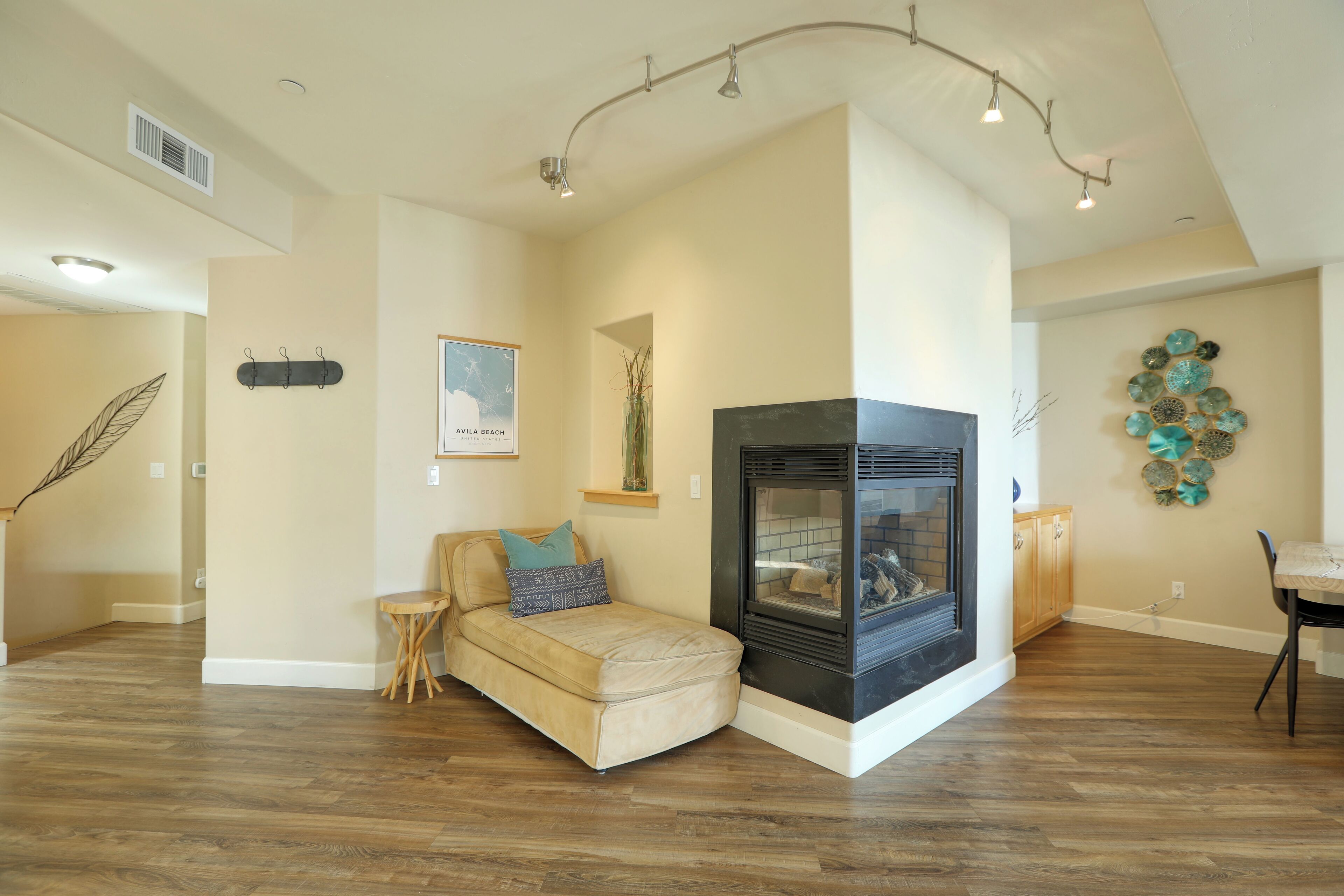 TV, fireplace, DVD player