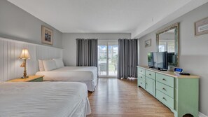 1 bedroom, iron/ironing board, WiFi, bed sheets - Private Beach Access! Pet-friendly! Chateau La Mer 14A! (Destin)