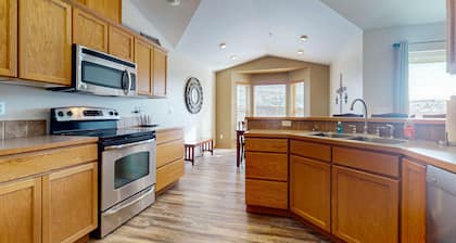 Single-Level Ranch Home with WiFi, Grill, & Big Backyard - Near Town