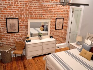 2 bedrooms, soundproofing, iron/ironing board, free WiFi