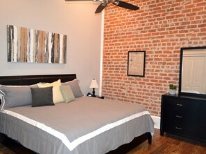 2 bedrooms, soundproofing, iron/ironing board, free WiFi