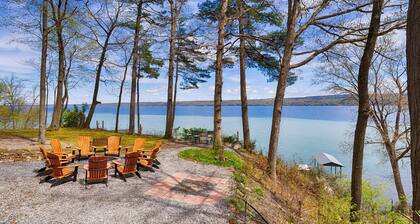 Hook, Wine & Sinker - Upea 6 makuuhuoneen Contemporary Seneca järven!