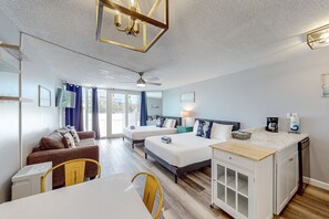 Iron/ironing board, internet, bed sheets