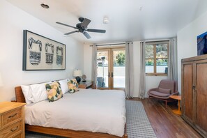 3 bedrooms, iron/ironing board, travel cot, free WiFi