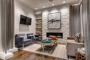 TV, fireplace, stereo