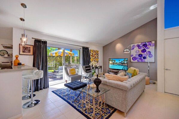 Smart TV, DVD player - Biltmore Regency - Hollywood Regency Glam Condo! (Palm Springs)