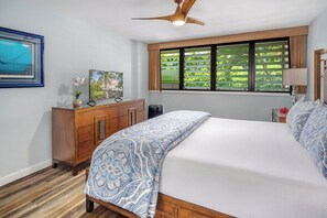 1 slaapkamer, een kluis op de kamer, een strijkplank/strijkijzer, wifi